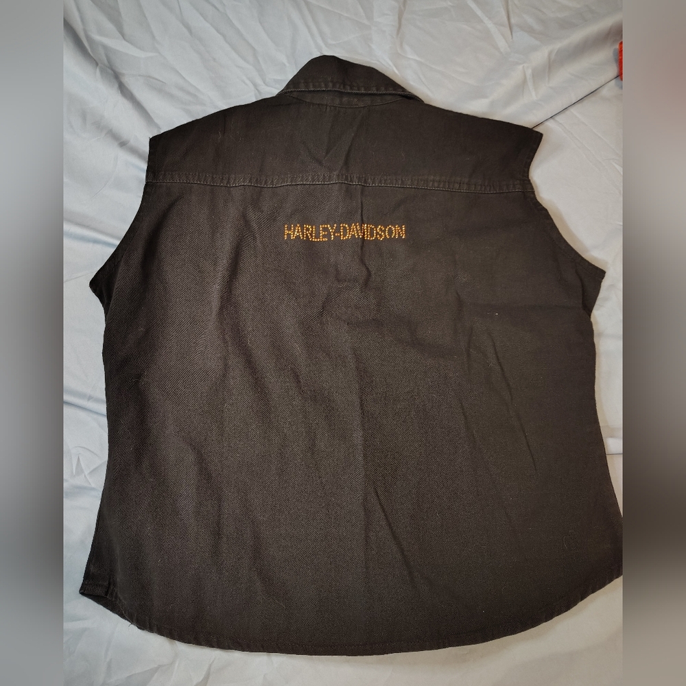 Sports Gallery Harley Davidson Size Small Black Cutoff Collared Snap Up
